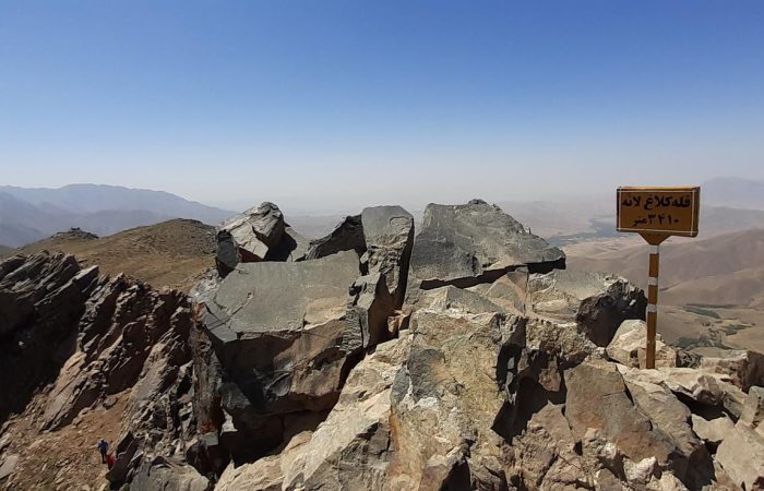 قله کلاغ لانه